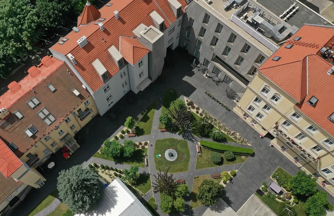 Centrum Salvator-1