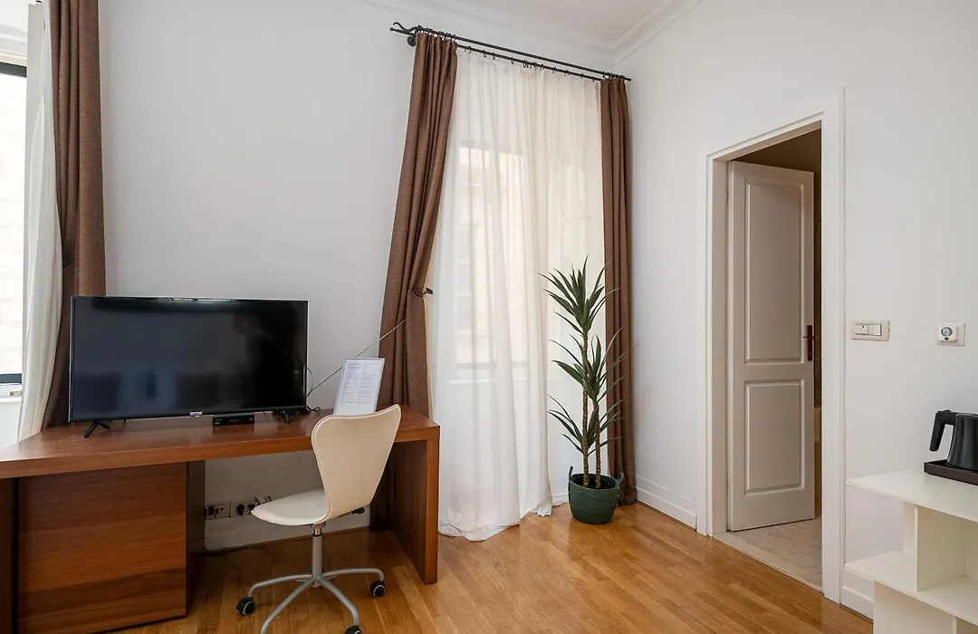 Blasius Residence-1