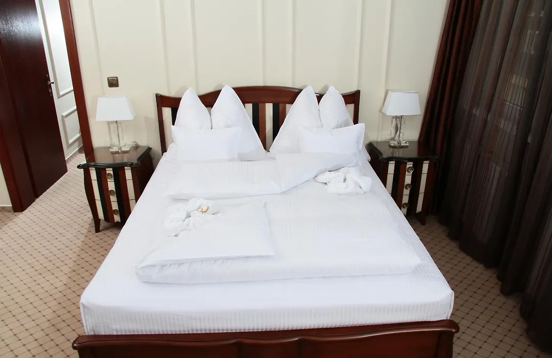 Hotel zum Heiligen Geist-1