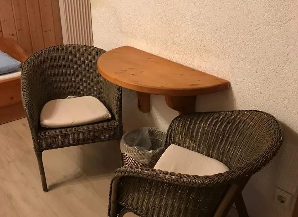 Pension am Eichenhain-1