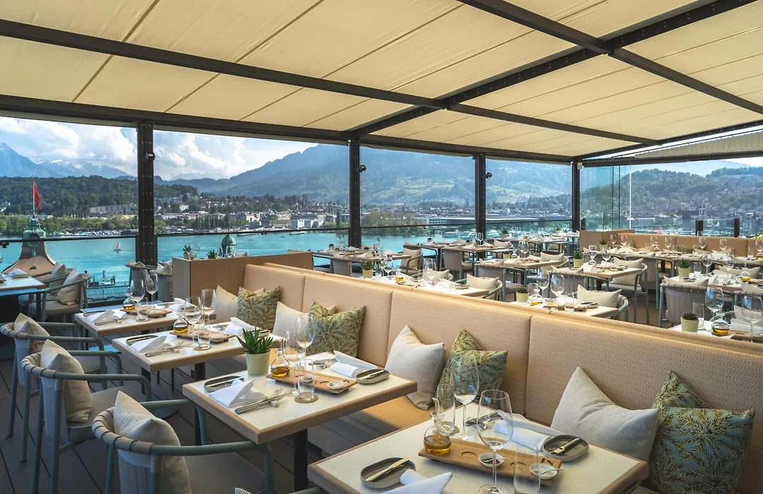 Art Deco Hotel Montana Luzern-1