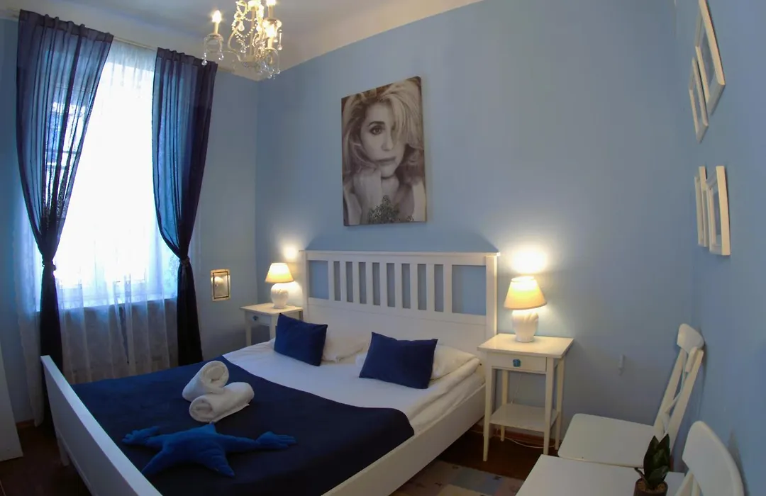 Chmielna Guest House-1
