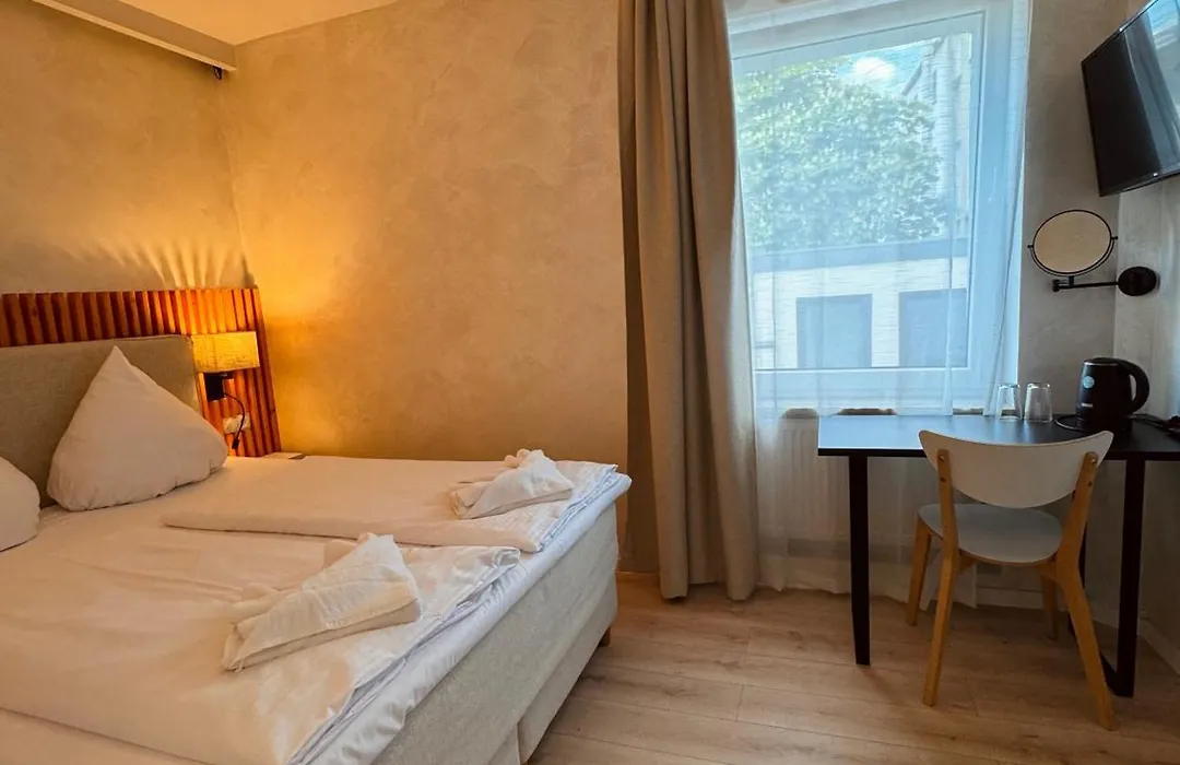 Dingdong Bonn - City Apartments-1