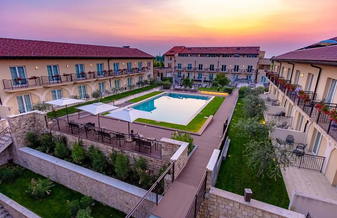 Leonardo Hotel Lago Di Garda - Wellness And Spa-1
