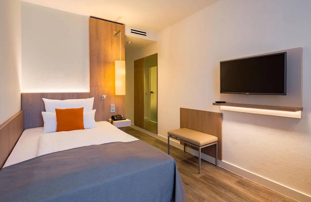 Kommerzhotel Köln-1