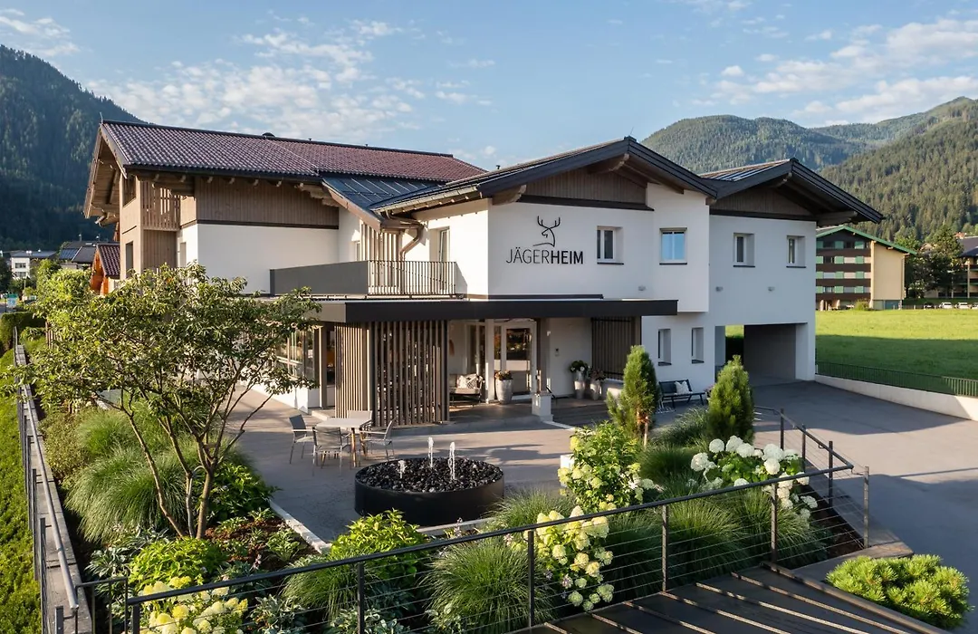 Aparthotel Jägerheim-1