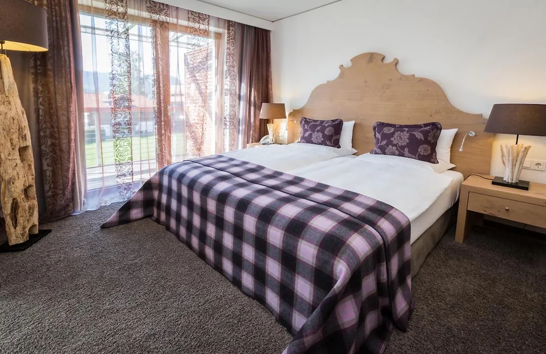 Hotel Exquisit-1