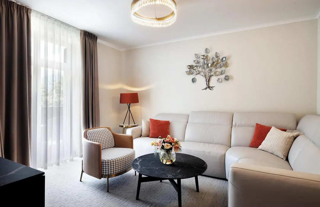 Hotel Lovec-1