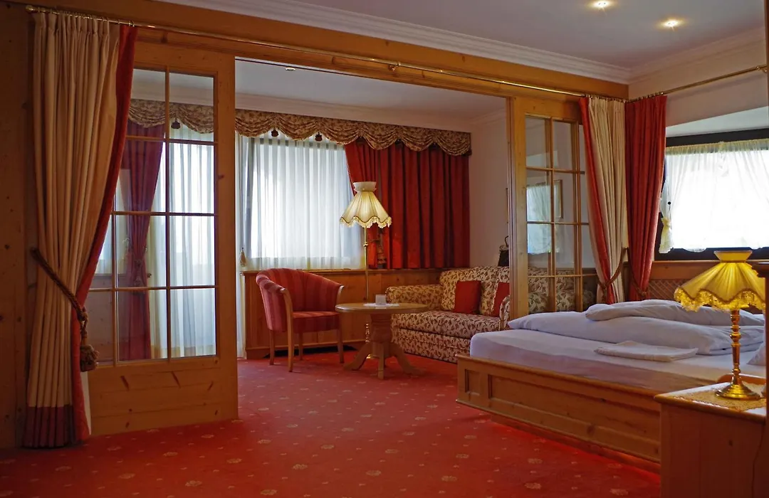 Hotel Bergland-1