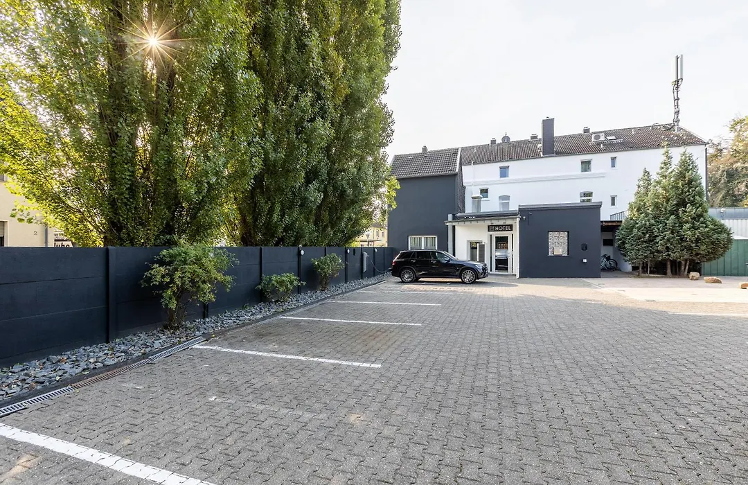 Smarty Airport Cologne Hotel - Kontaktloser Self Check-In-1