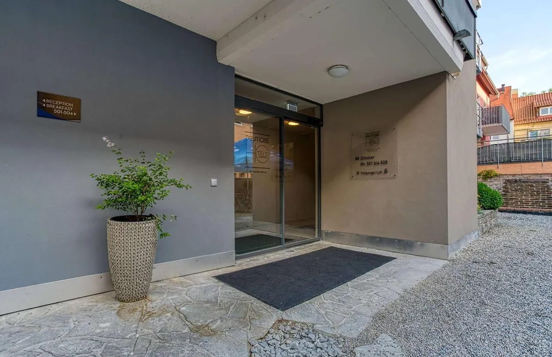 Boutique By Empa-1