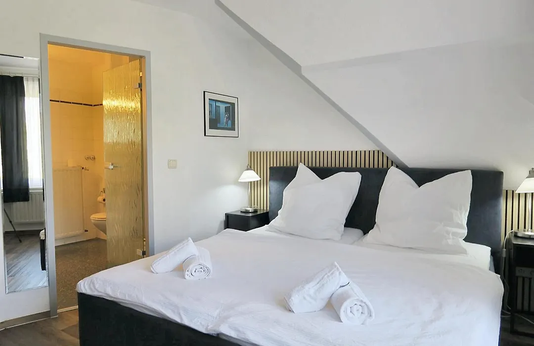 Hotel Marina-1