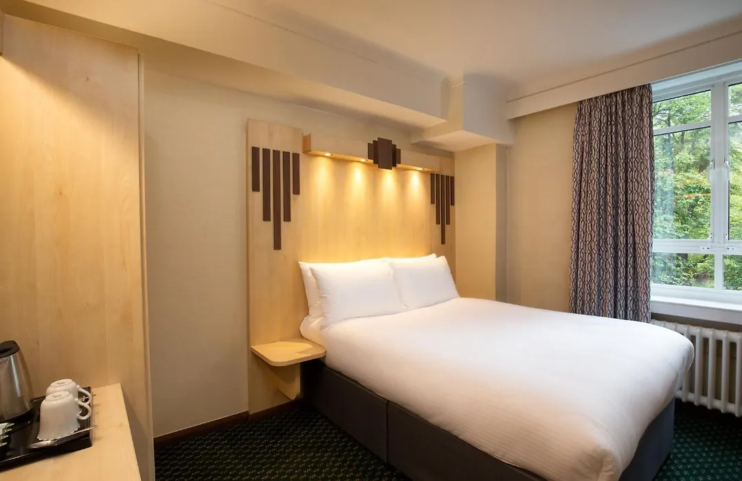 Tavistock Hotel-1