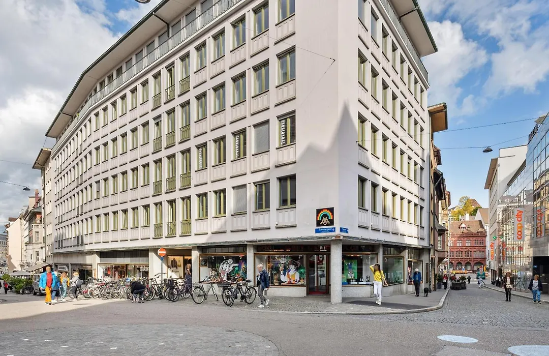 Limehome Basel Town Hall-1