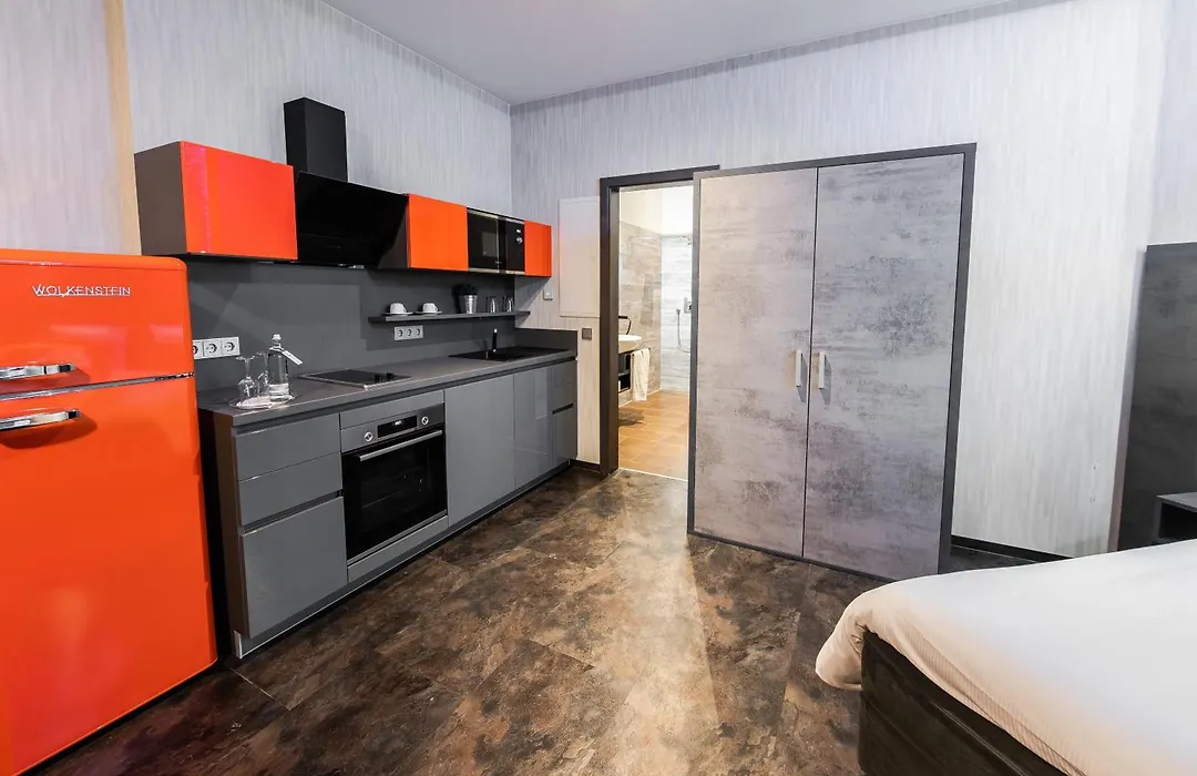 GS Hotel-1