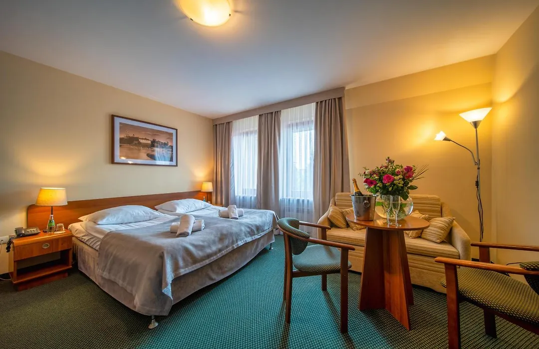 Hotel City Sm Business & Spa-1