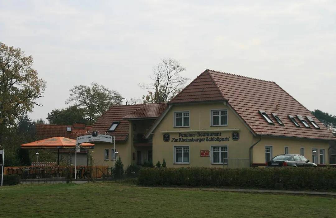 Pension Am Rheinsberger Schloßpark-1