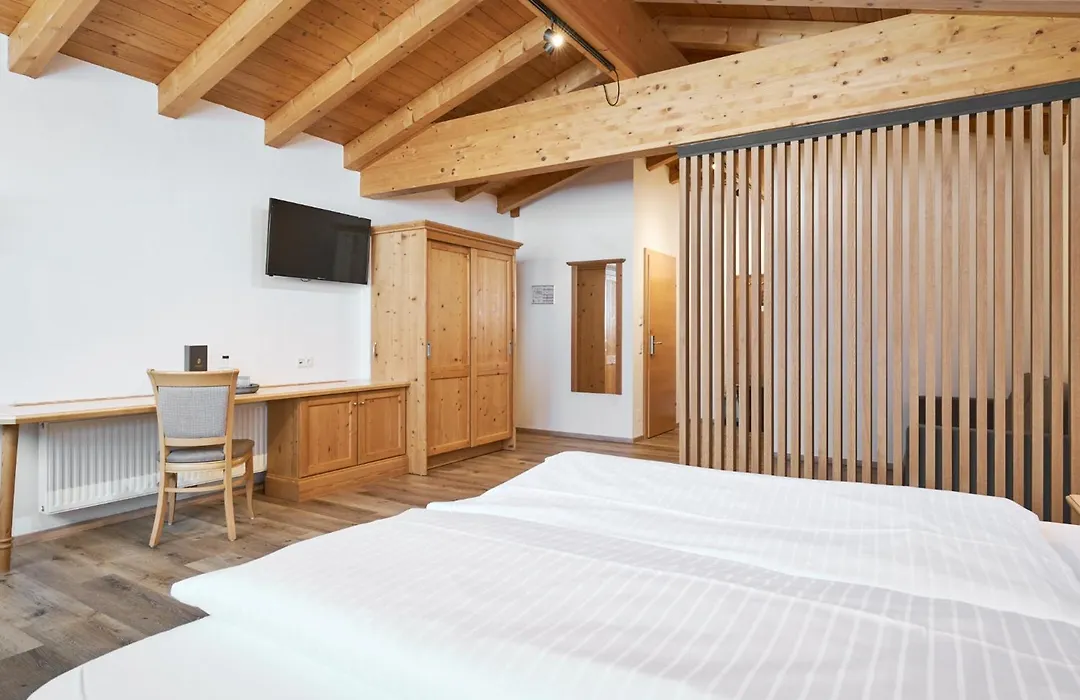 Hotel Vorderronach Sommer-Joker-Card in Saalbach&Parkplatz-1