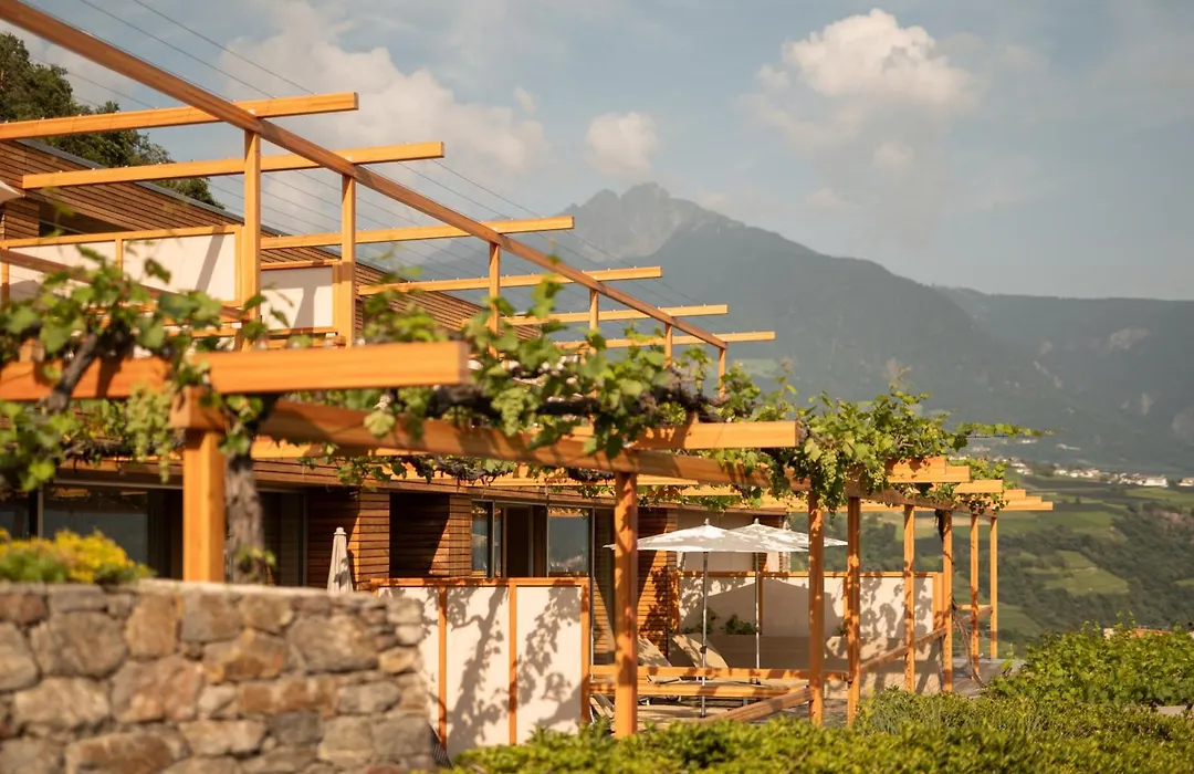 Pergola Residence-1