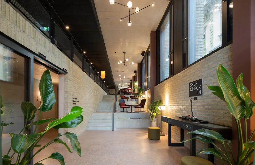 Tailormade Hotel LEO St Gallen-1