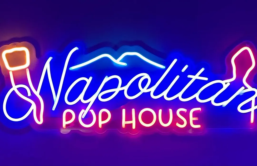 Napolitan Pop House-1