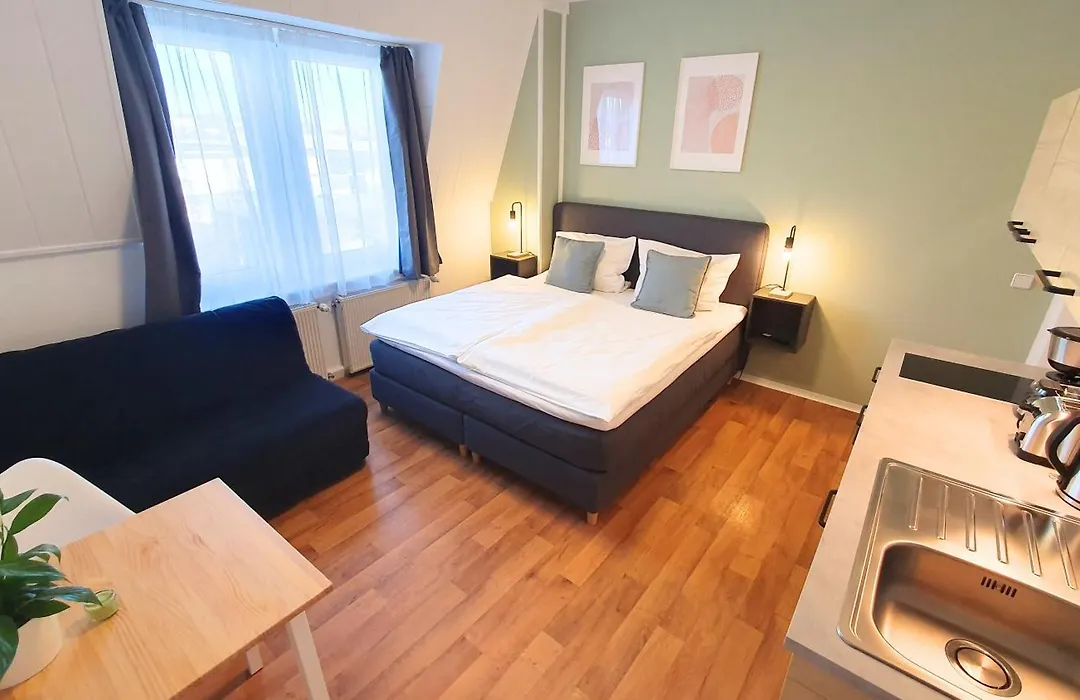 Good Stay Aparthotel mit kostenlosen Parkplätzen-1