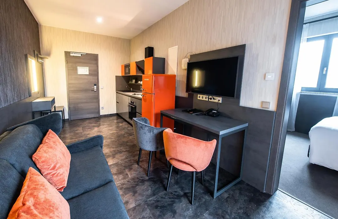 Premium By Gs Hotel-1