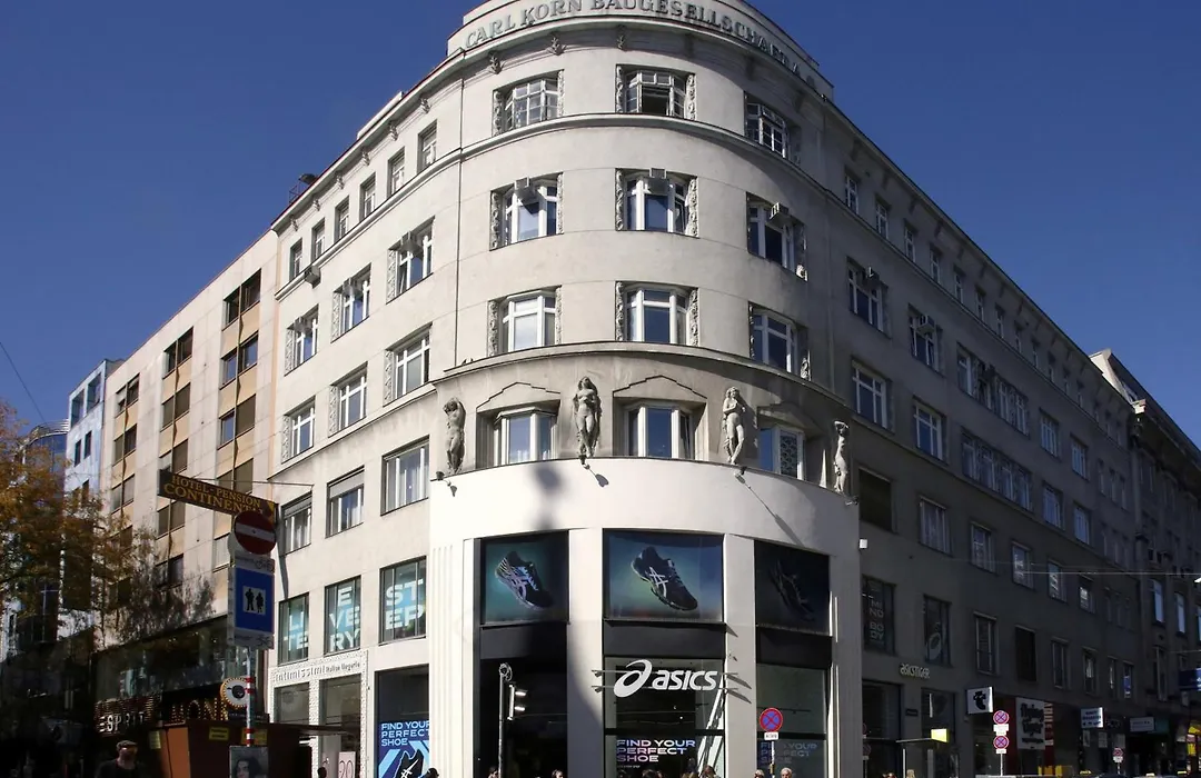 Continental Hotel-Pension-1