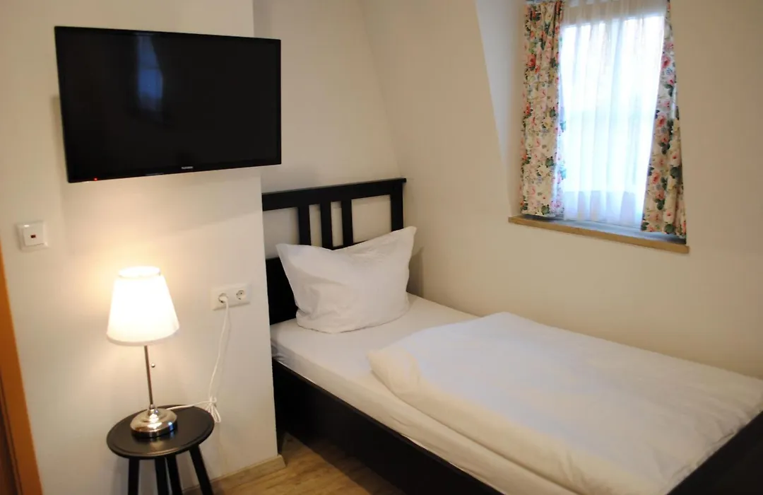 Hotel & Cafe Goeller-1