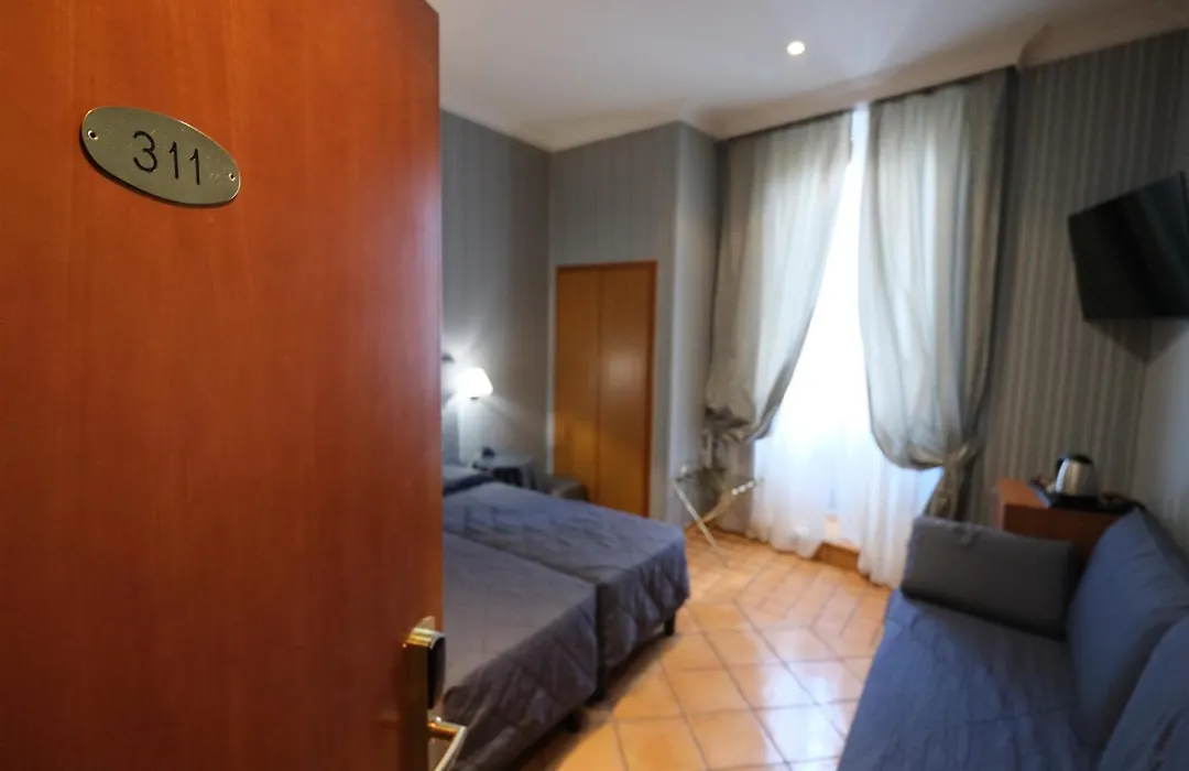 Hotel Lirico-1