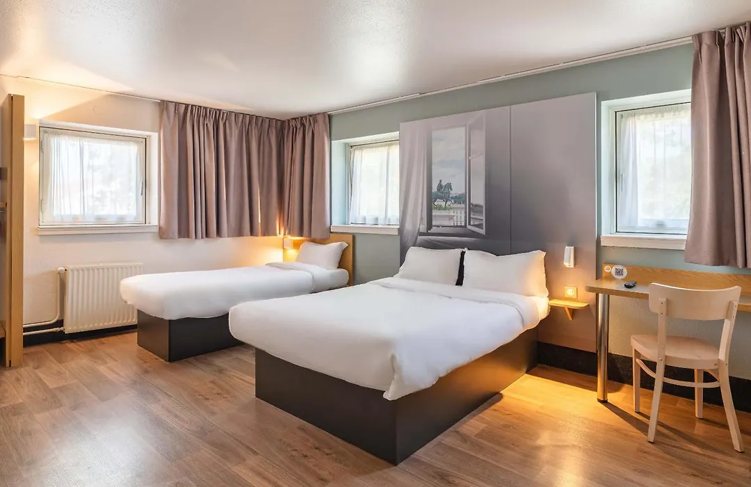 B&B Hotel Lyon Centre Monplaisir-1