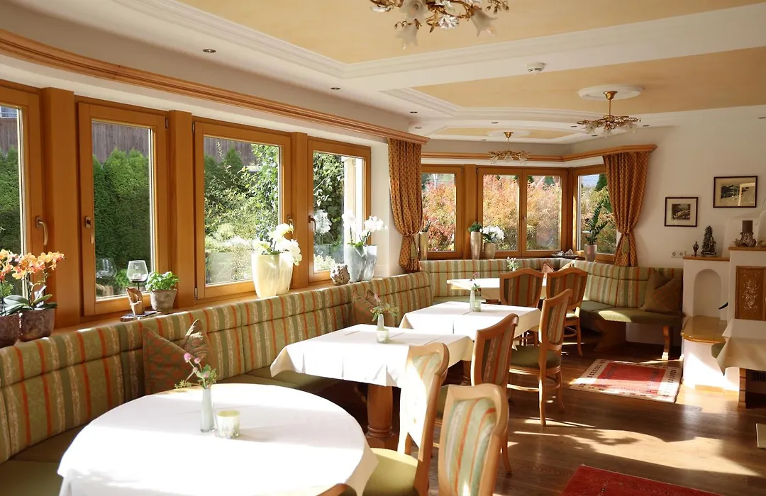 Hotel Garni Glockenstuhl-1