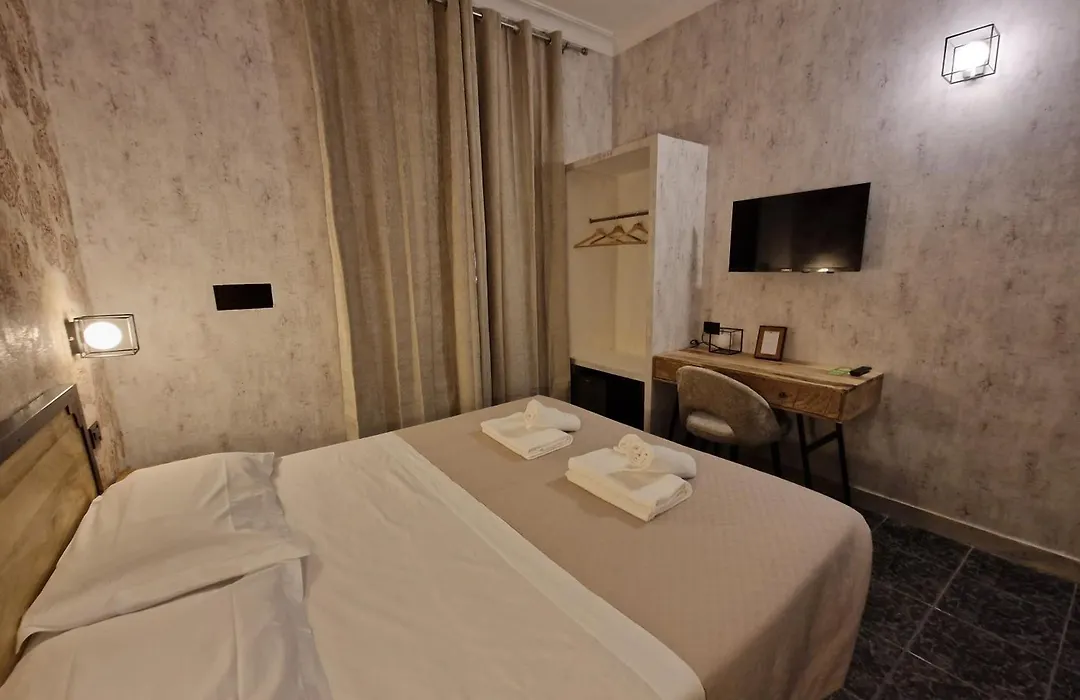 Hotel Agora-1