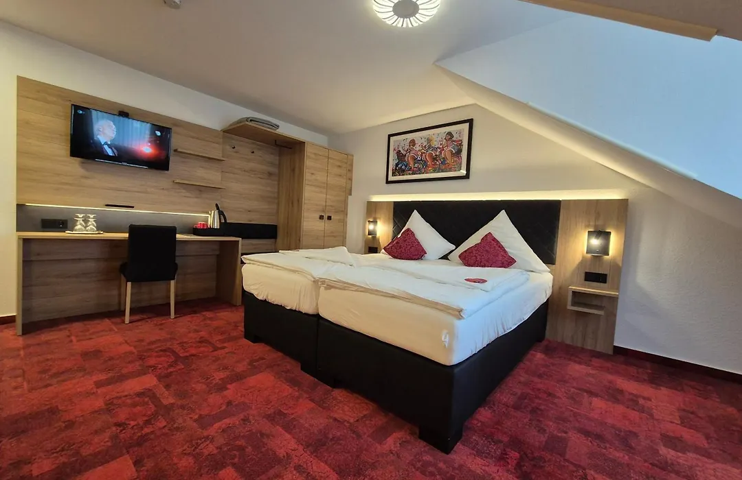 Hotel St. Georg Garni-1