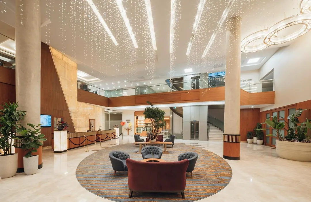 Selectum City Atasehir-1