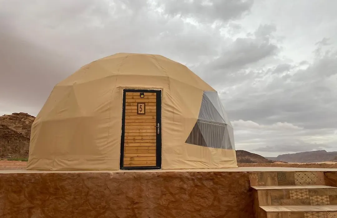 Noah Rum Luxury Camp-1