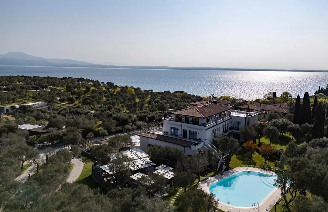 Hotel Ideal-1