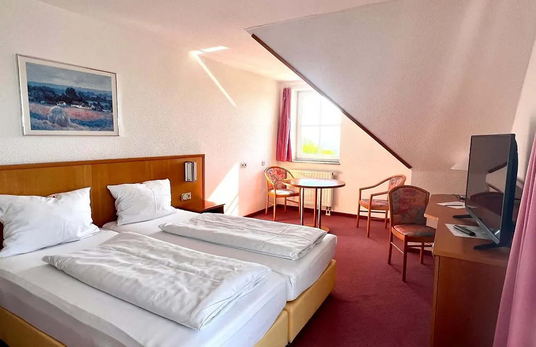 Hotel Siebeneichen-1