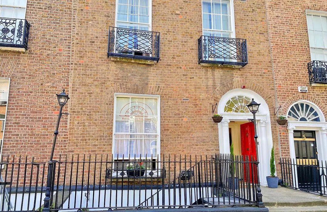 Baggot Court Townhouse-1