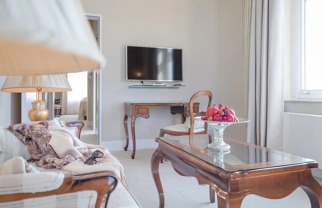 Hotel Miramar-1