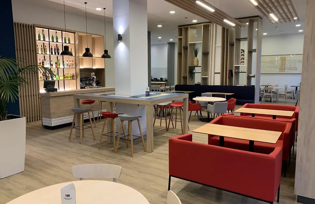 Holiday Inn Express Ciudad De Las Ciencias By Ihg-1