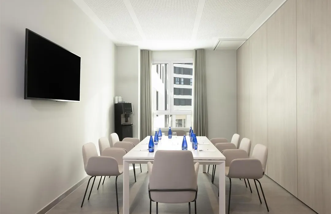 Hampton By Hilton Malaga Martiricos-1