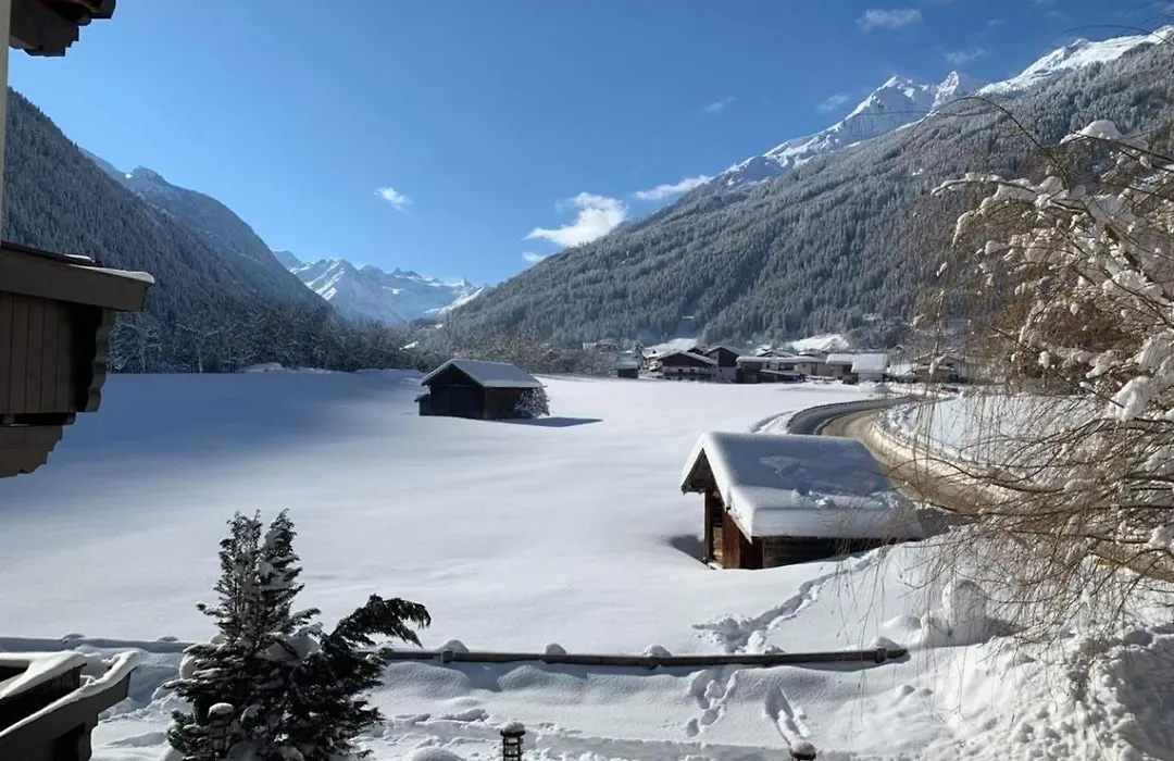 Hotel Rosengarten-1