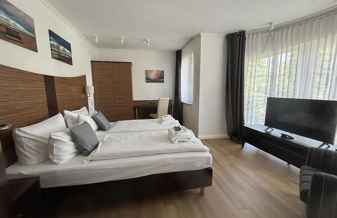 Turmhotel Scharbeutz-1