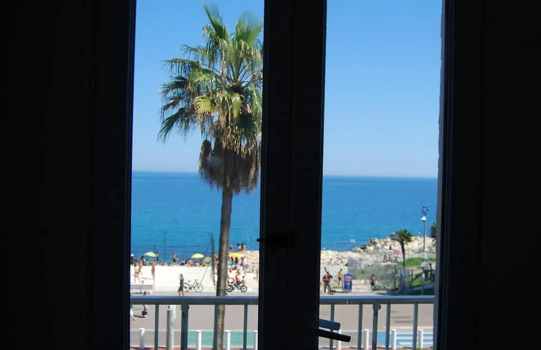 Hôtel Azur-1