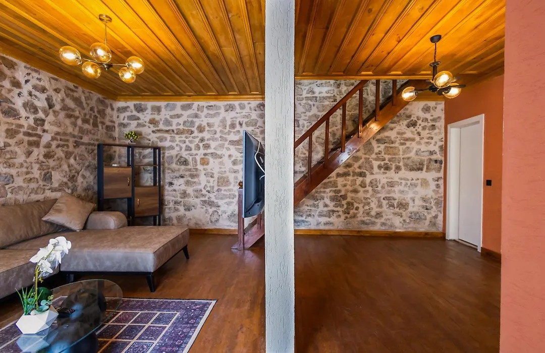 Fragments Hotel-1