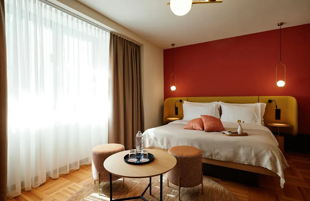 Henriette Stadthotel ex Das Capri-1