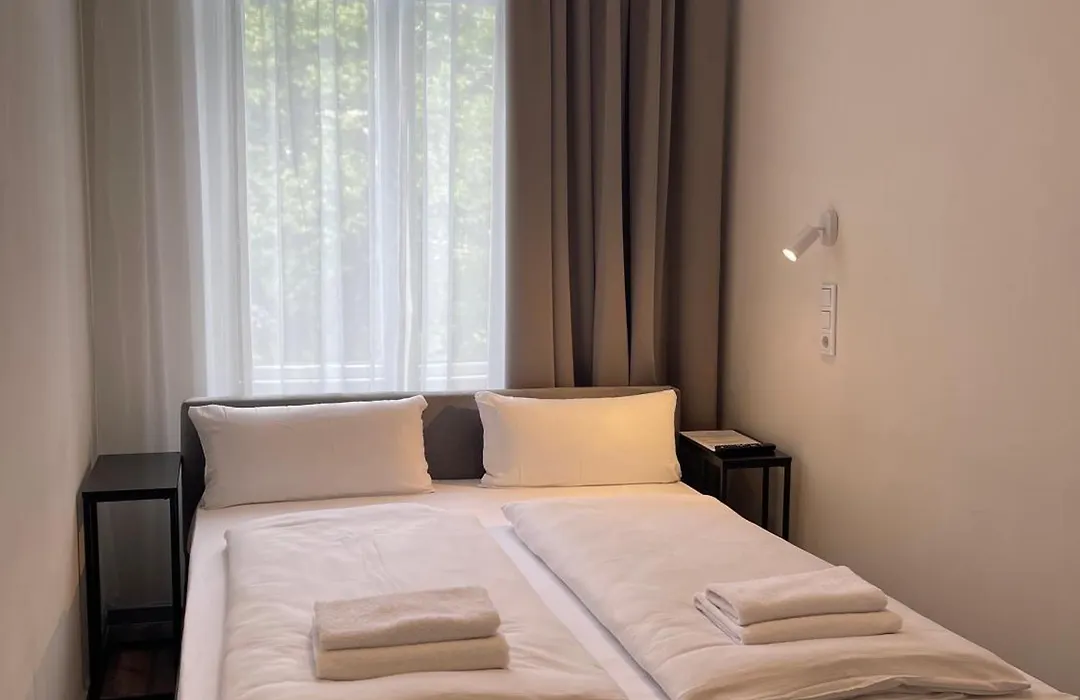Motel Blue - Minimalist Boutique Hotel-1