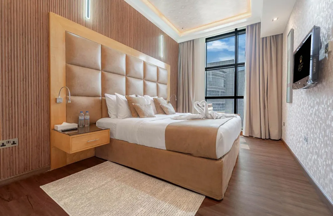 The Leela Hotel-1