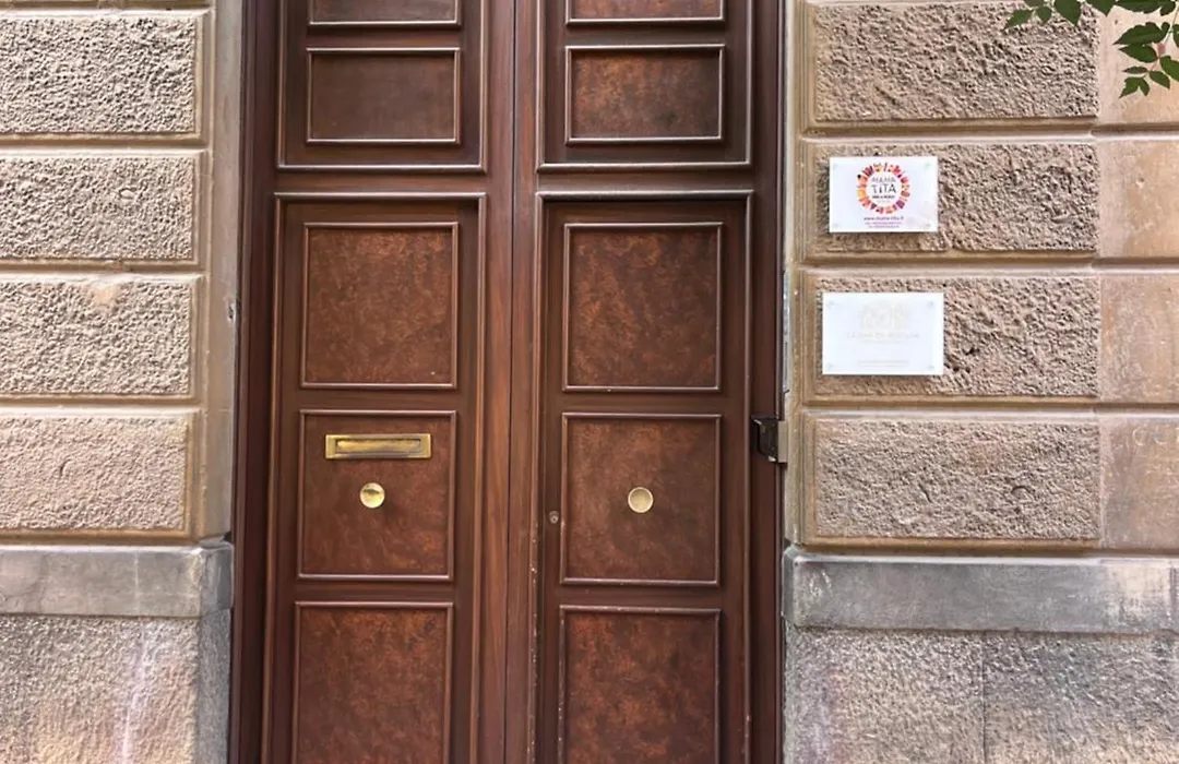 Leoni Di Sicilia-1
